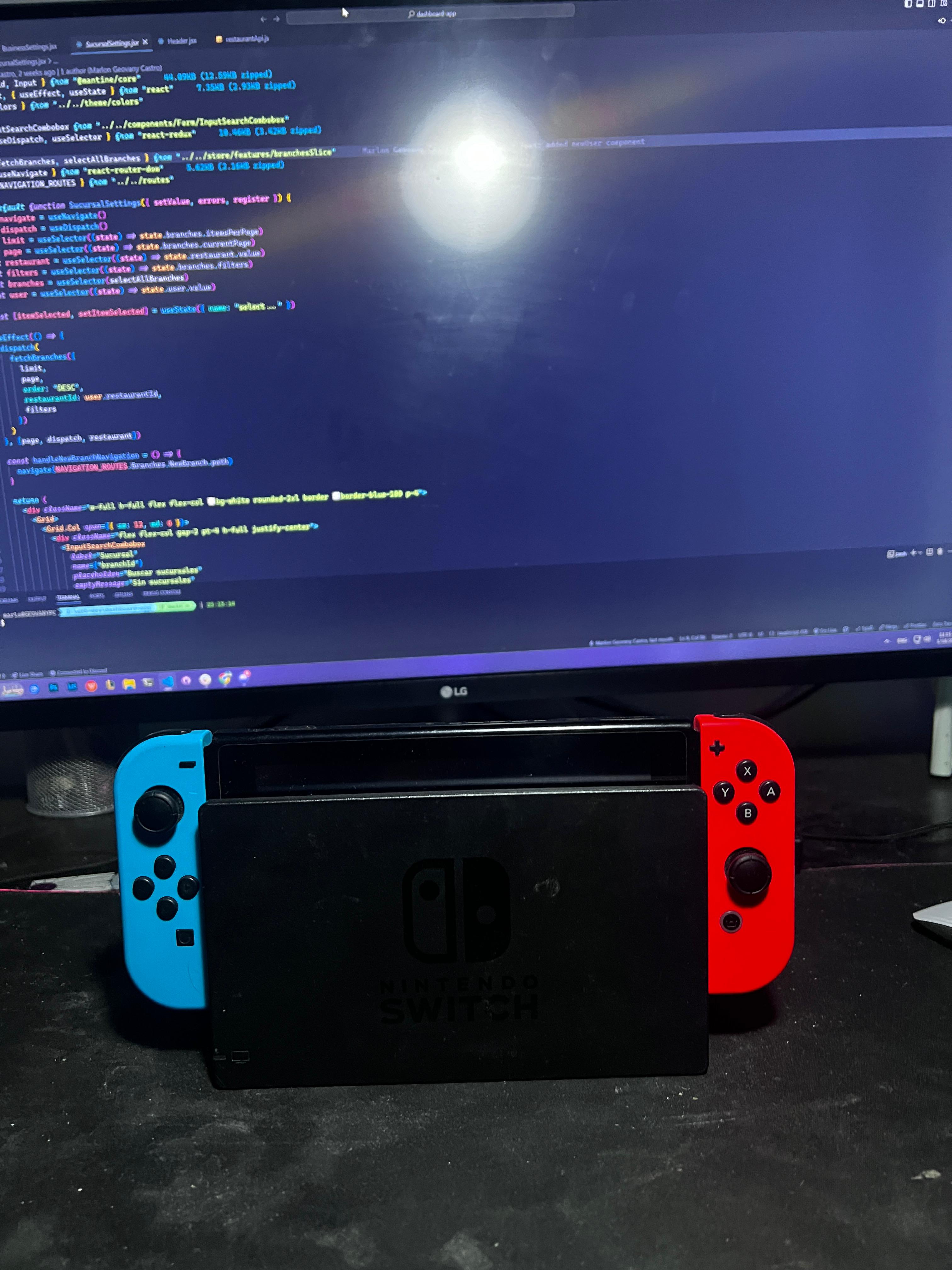 Nintendo Switch